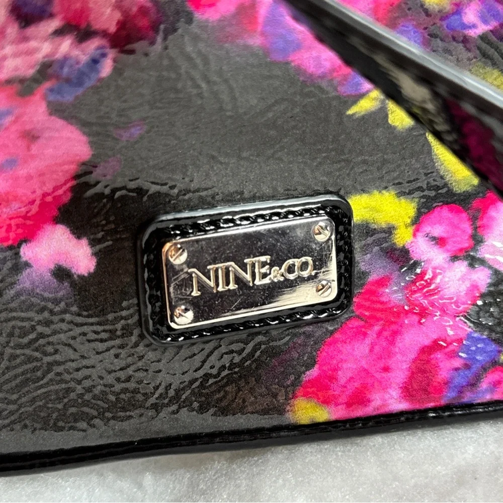 NINE & Co Black Beautiful Floral Women’s Shoulder Bag Purse Tote, Zipper Closure